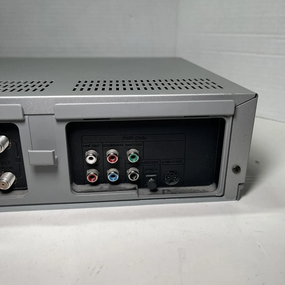 SONY SLV-D380P DVD VHS Combo Player & Recorder VCR No Remote TESTED WORKS 👌